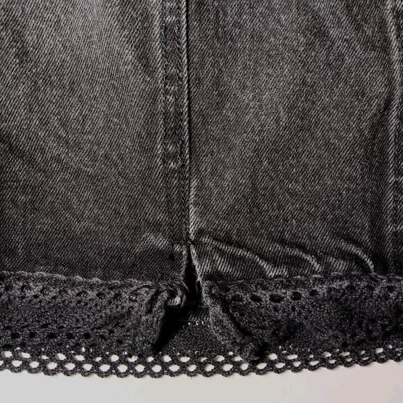 Jean St Tropez Jean Skirt 9/10 Mini Black Jean Denim Lace Trim Button Vintage - Picture 9 of 10